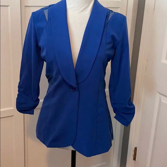 Blue coat - Picture 1 of 5